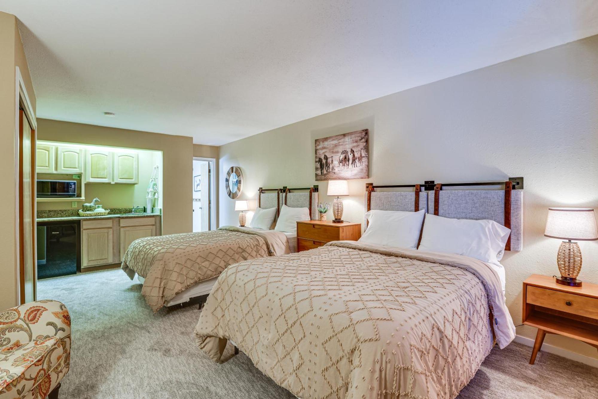 Snowdogs Breck Condo With Fireplace Walk To Lifts ブリッケンリッジ エクステリア 写真