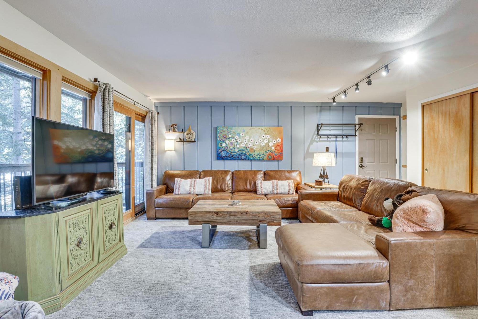 Snowdogs Breck Condo With Fireplace Walk To Lifts ブリッケンリッジ エクステリア 写真