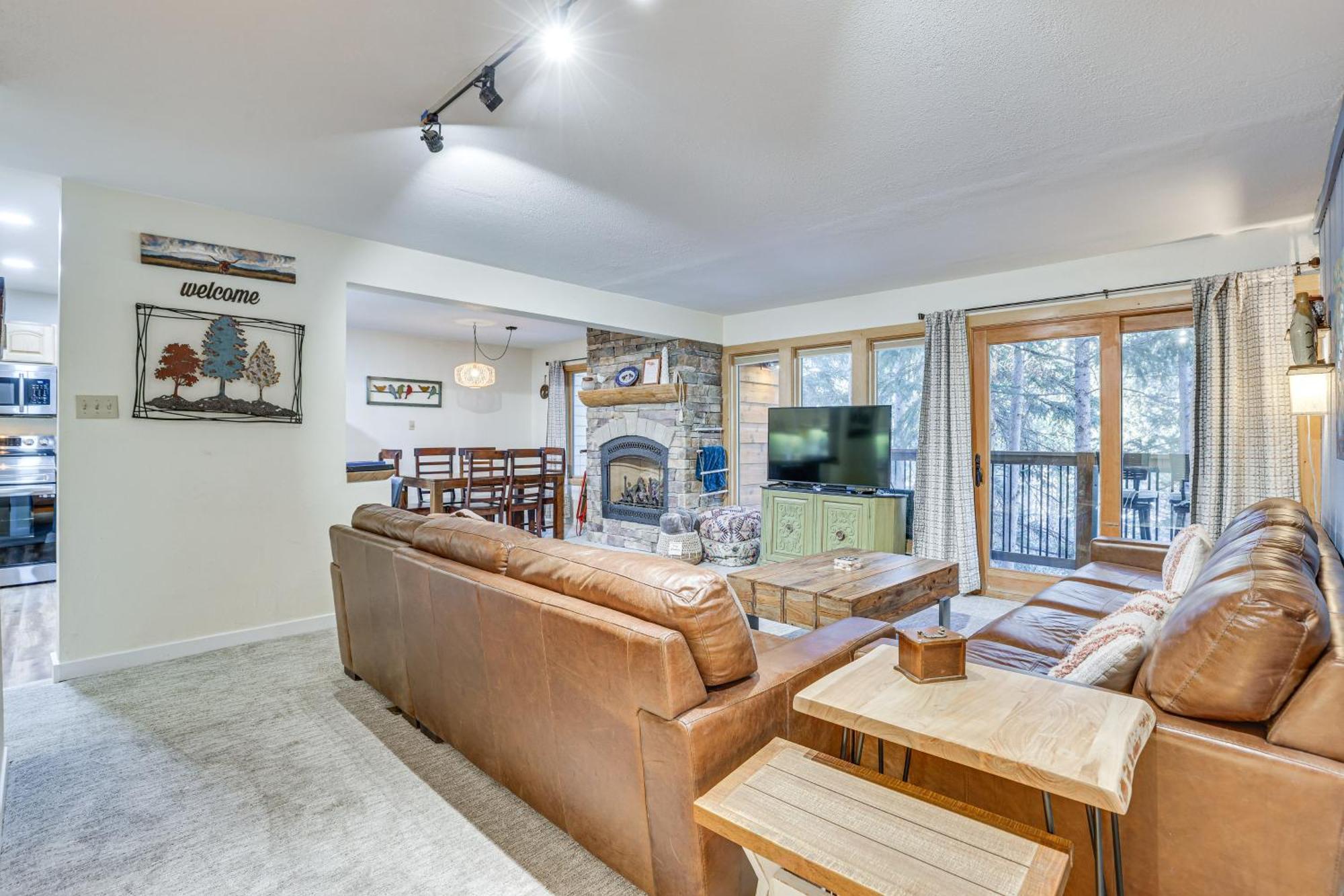 Snowdogs Breck Condo With Fireplace Walk To Lifts ブリッケンリッジ エクステリア 写真